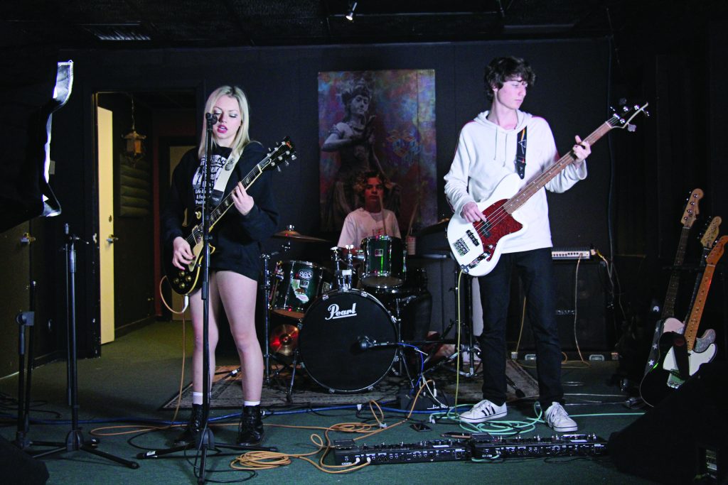 sik sik sicks band 2 edited sarah lu